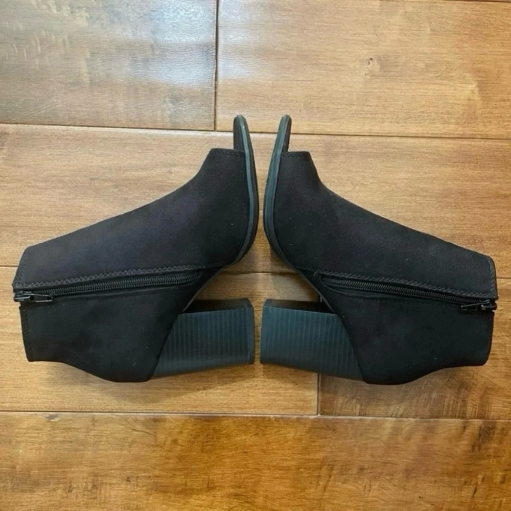 MAKE AN OFFER🩷 SODA Open Toe Booties - Picture 4 of 8